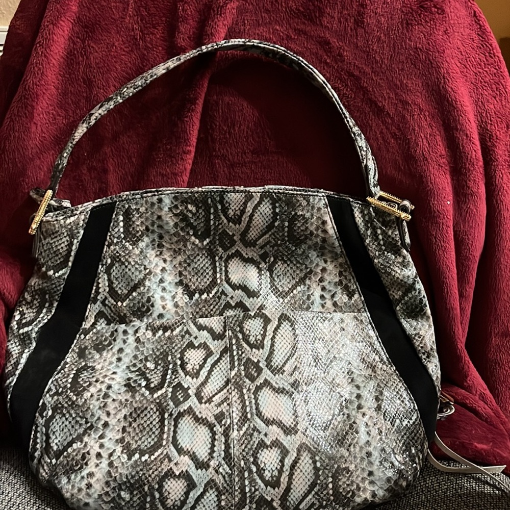 Aimee Kestenberg large hobo, leather snake print with black suede inserts - Picture 2 of 12
